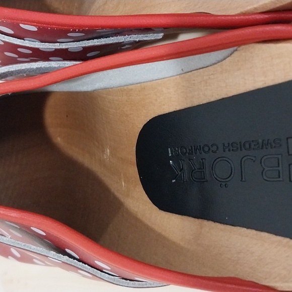 BJork Swedish Comfort Red Polka Dot Clogs Size 39 Woodend Wedge Mule Clog Shoes - Picture 11 of 14